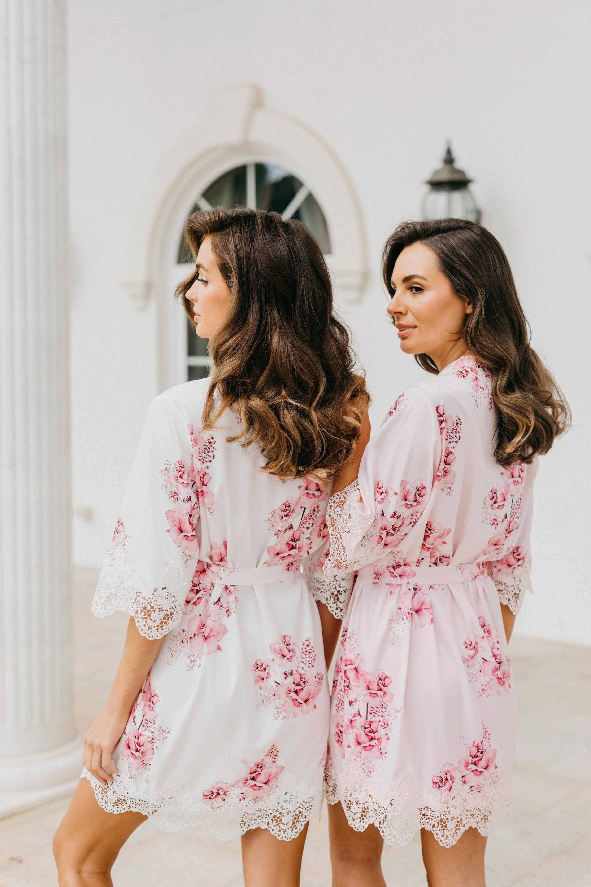 Ivana Bouquet De Fleur Printed Robe - Image 4